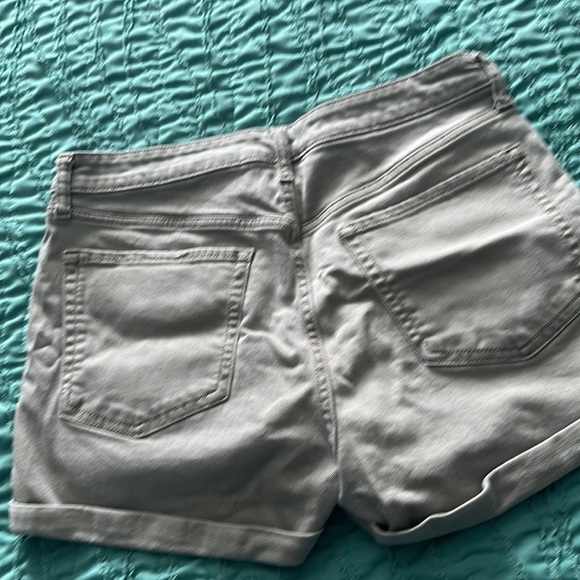Old Navy jeans shorts  sz 12 gray - Picture 2 of 2
